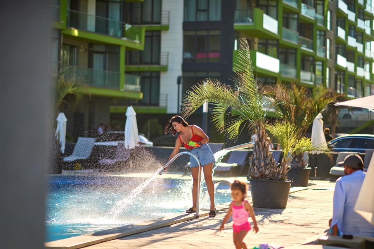 Dava Aparthotel Pool & Spa Mamaia Nord Năvodari Eksteriør billede